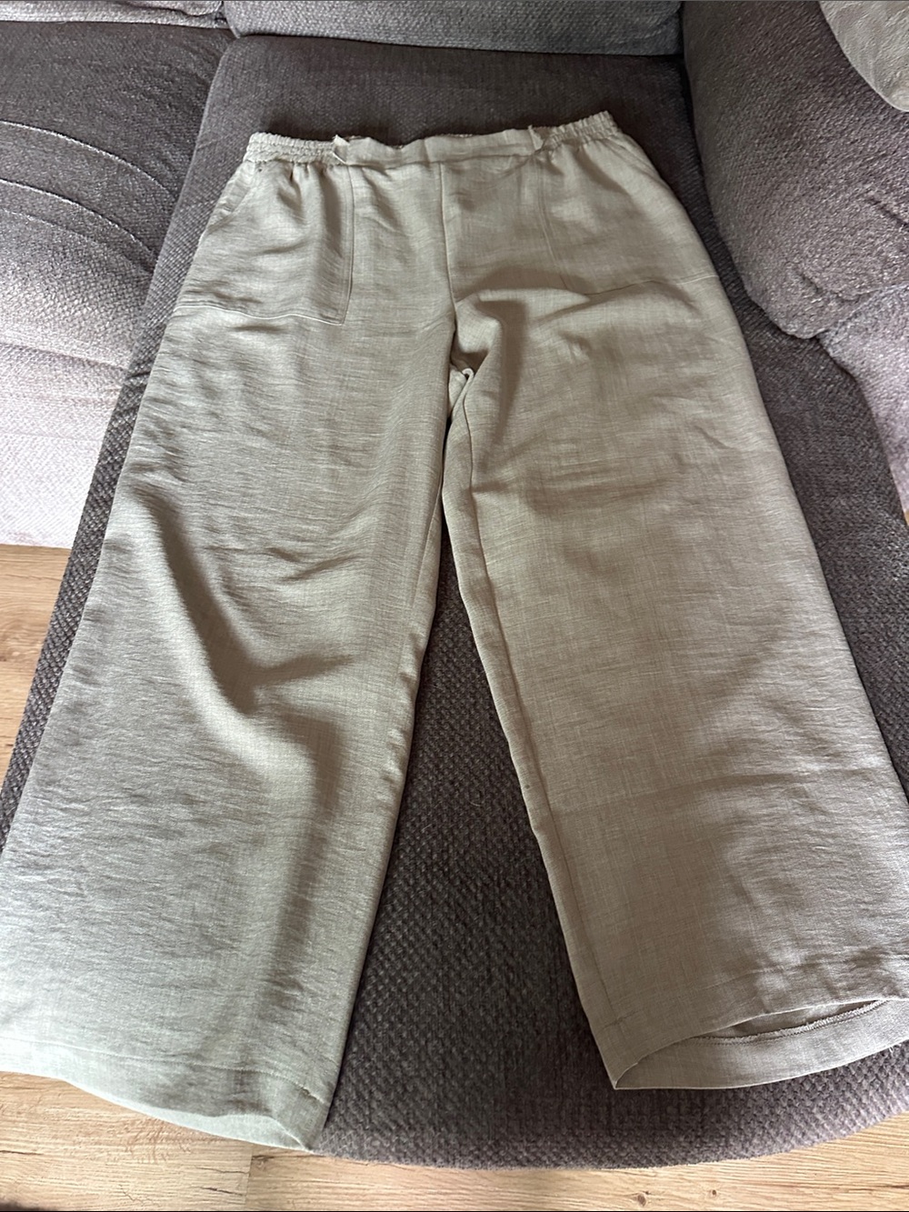 Soho Olive-Tan Elastic Waist Pull-On Pants